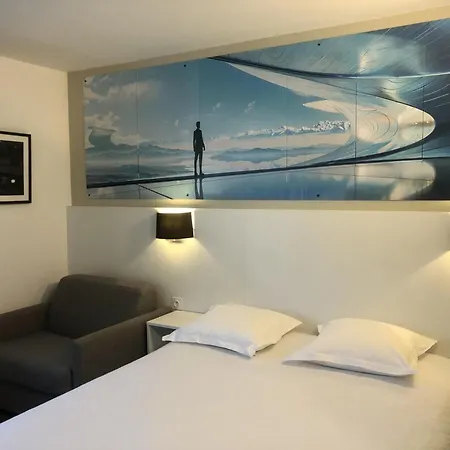 The Originals Acropole Hotel Bernay (Eure)